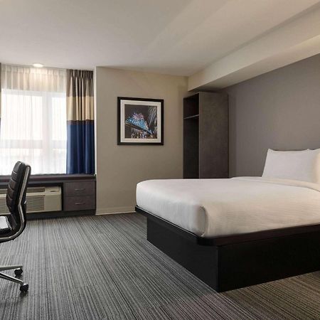 Microtel Inn & Suites By Wyndham Boisbriand Sainte-Therese Exterior photo